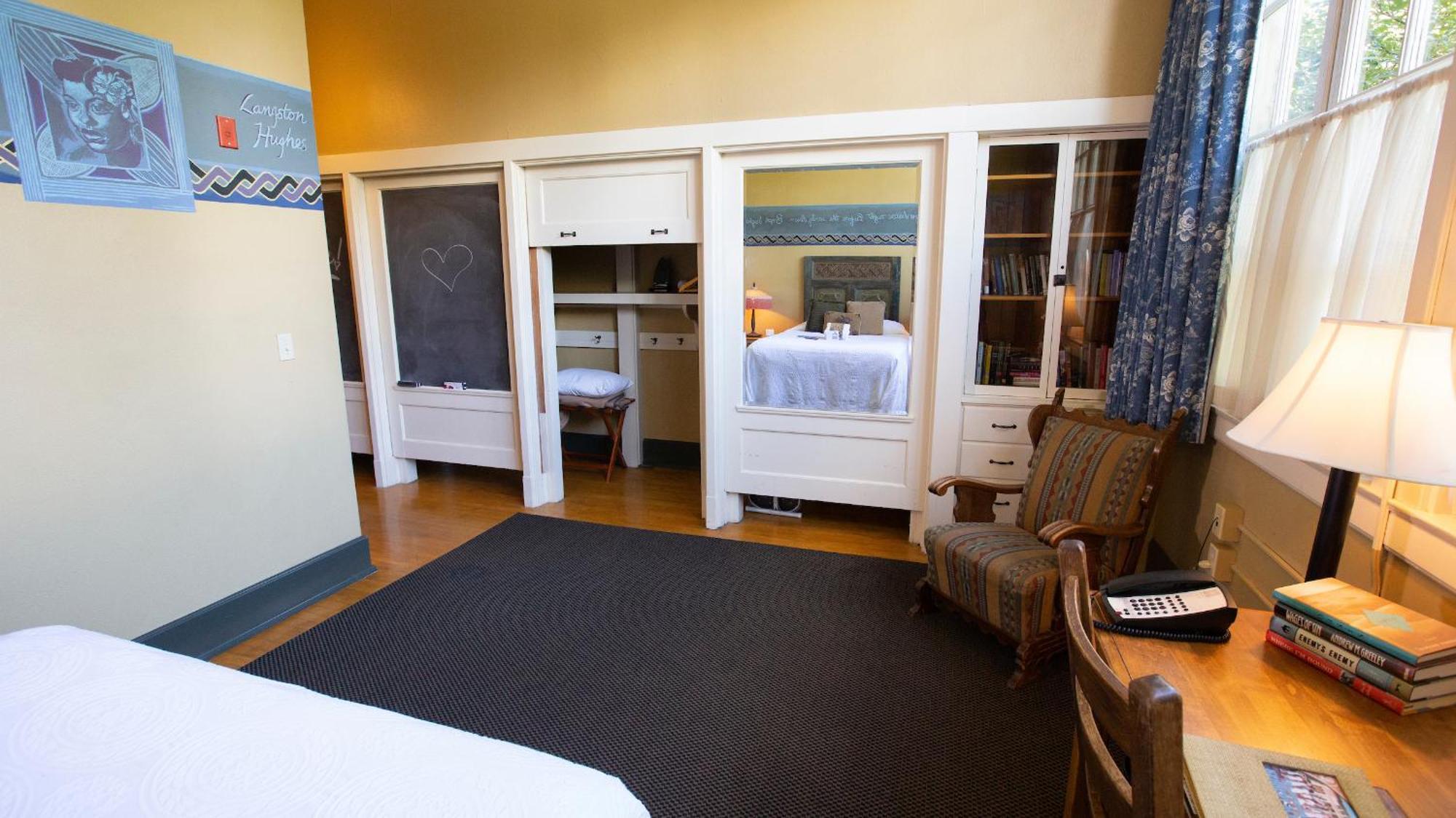Hotel Mcmenamins Kennedy School Portland Esterno foto