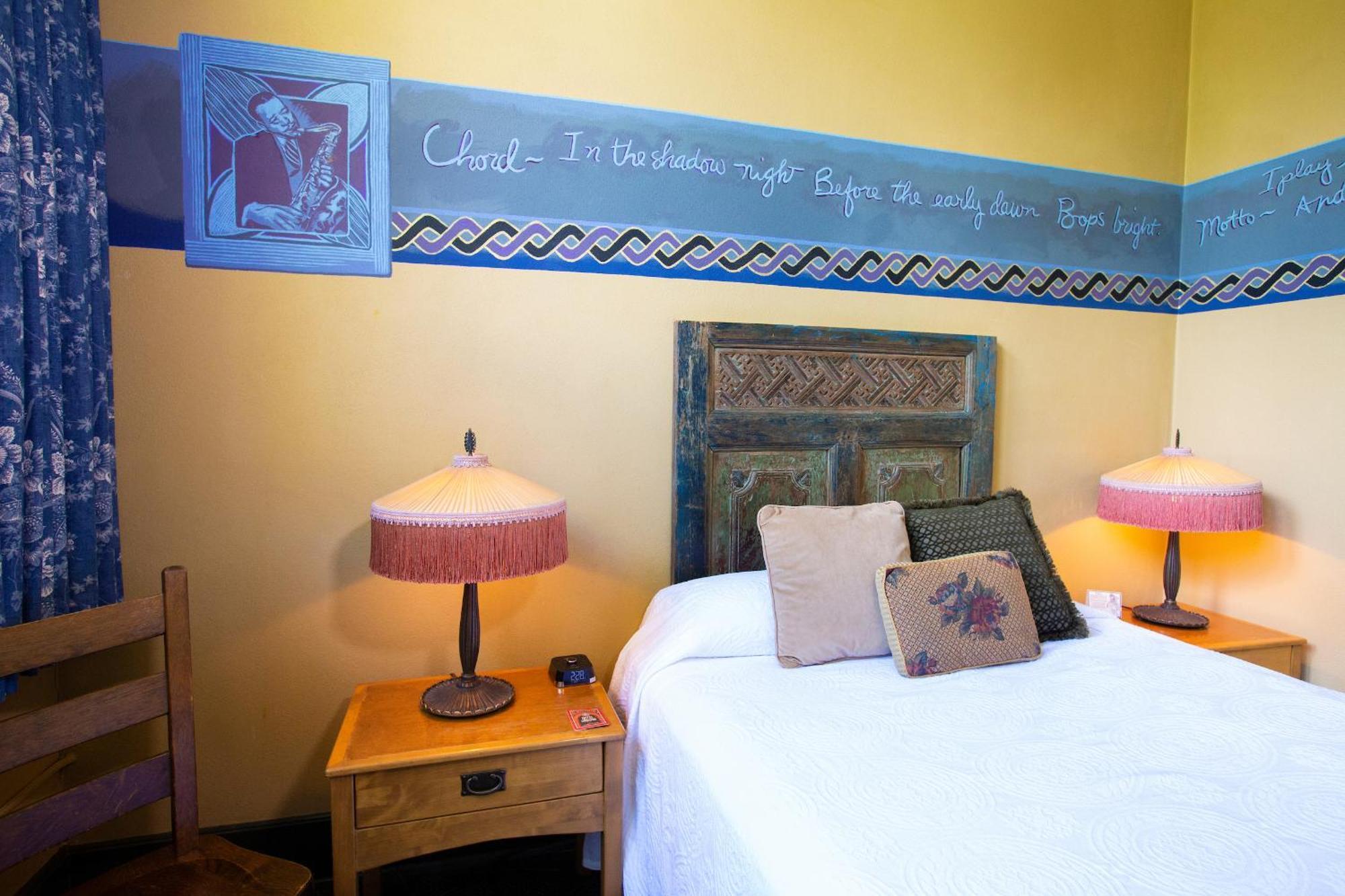 Hotel Mcmenamins Kennedy School Portland Esterno foto