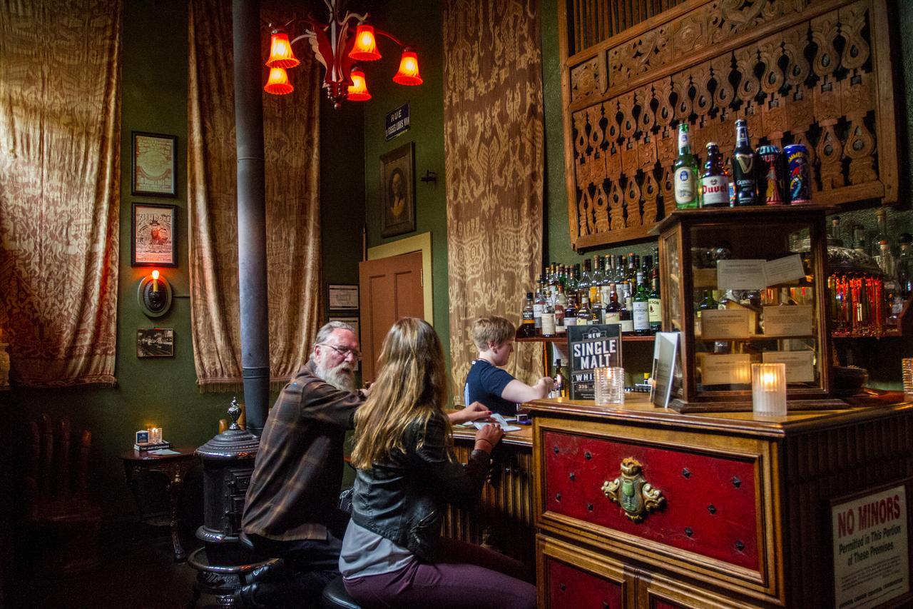 Hotel Mcmenamins Kennedy School Portland Esterno foto