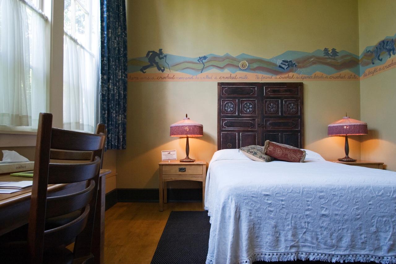 Hotel Mcmenamins Kennedy School Portland Esterno foto