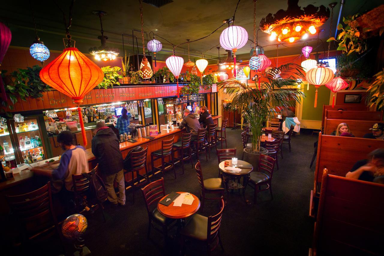 Hotel Mcmenamins Kennedy School Portland Esterno foto