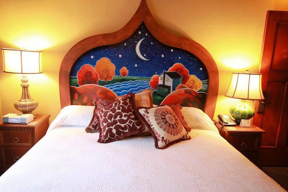 Hotel Mcmenamins Kennedy School Portland Esterno foto